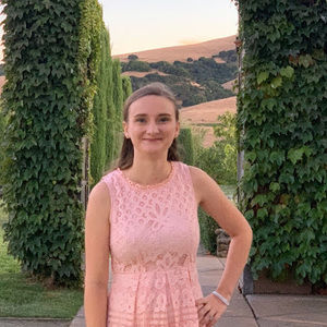 Meet your Posher, Becky